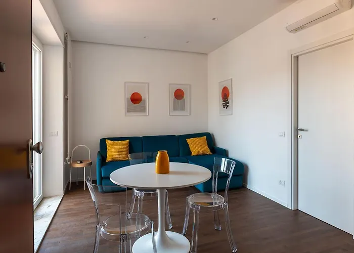 Guesthost - Tiburtina Flats With Terrace