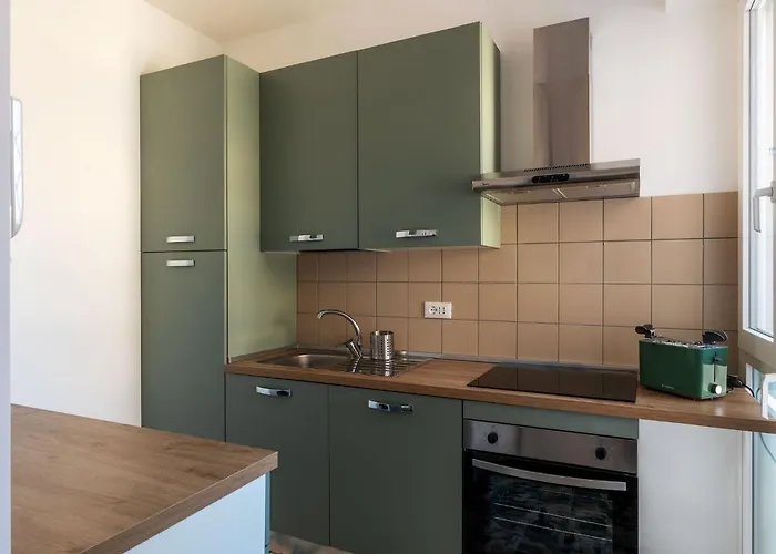 Guesthost - Tiburtina Flats With Terrace דירה *