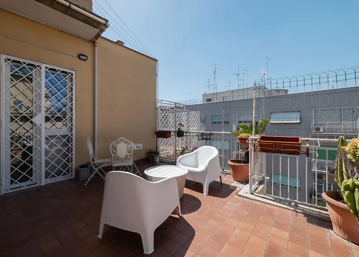 Guesthost - Tiburtina Flats With Terrace דירה *