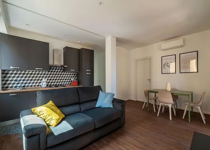 Guesthost - Tiburtina Flats With Terrace דירה