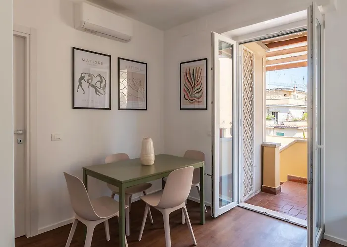 Guesthost - Tiburtina Flats With Terrace Daire *