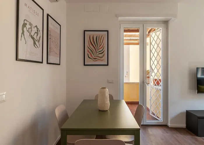 Guesthost - Tiburtina Flats With Terrace רומא