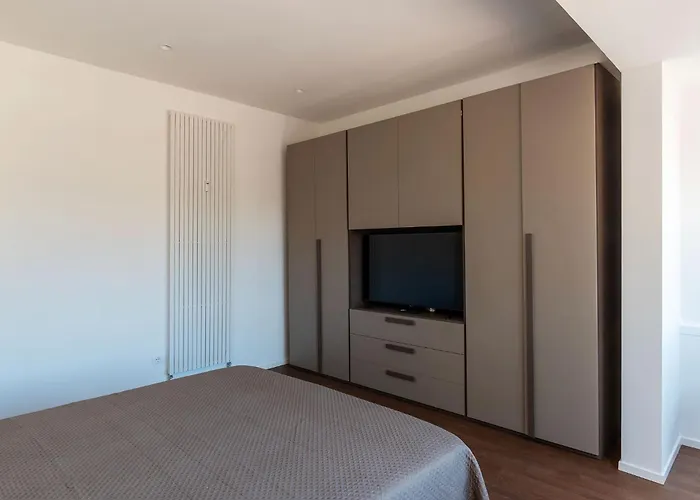 Guesthost - Tiburtina Flats With Terrace דירה