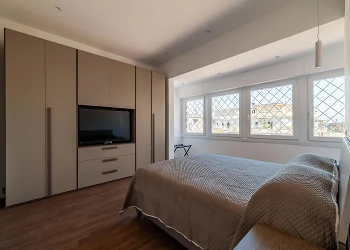 Guesthost - Tiburtina Flats With Terrace דירה *